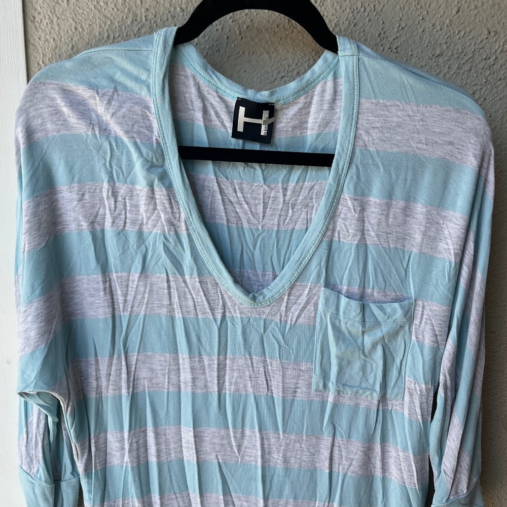 tee shirt, v-neck, 3/4 sleeve